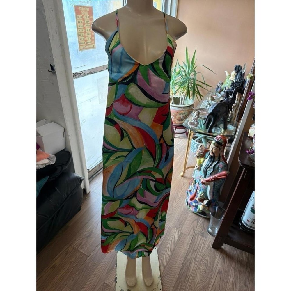 Dress - Picture 2 of 6